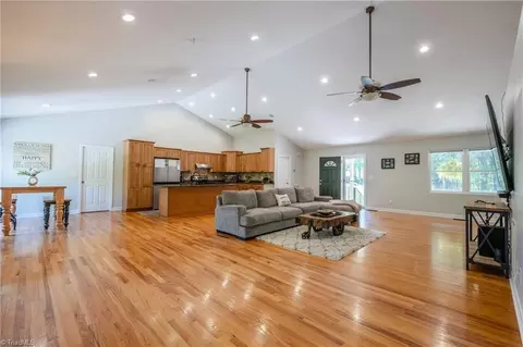 Living - 2021 Covington Rd, King, NC 27021 photo 1 of 6