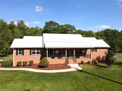 Exterior - 2021 Covington Rd, King, NC 27021 photo 11 of 12