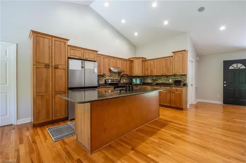 Kitchen - 2021 Covington Rd, King, NC 27021 photo 2 of 3