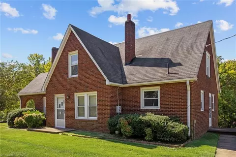 466 Main St, King, NC 27021