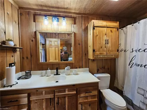 Bath - 290 Jonathan Dr, Lowgap, NC 27024 photo 2 of 4