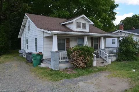 2706 English Rd W, High Point, NC 27262