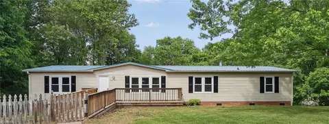 119 Roach Rd, Reidsville, NC 27320