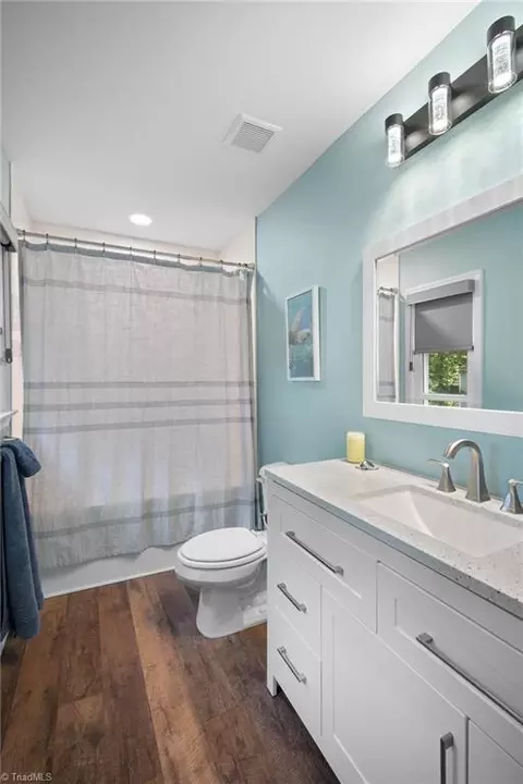 Bath - 3735 Pine Ridge Dr, Trinity, NC 27370 photo 1 of 2