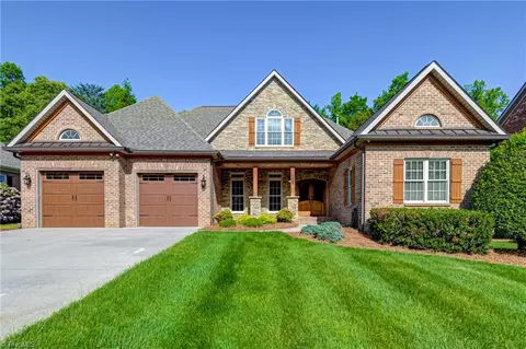 706 Mallard Landing Blvd, Clemmons, NC 27012