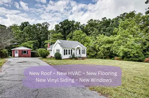 242 Hawthorne Dr, Asheboro, NC 27205