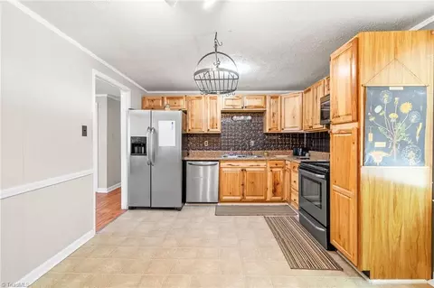 1765 K Fork Rd, Madison, NC 27025 photo 10