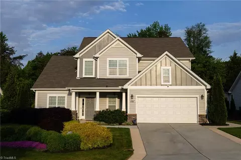 5317 Oldham St, Greensboro, NC 27455