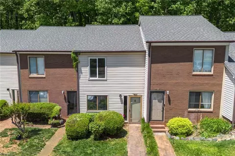 149 Forest View Dr, Winston Salem, NC 27104
