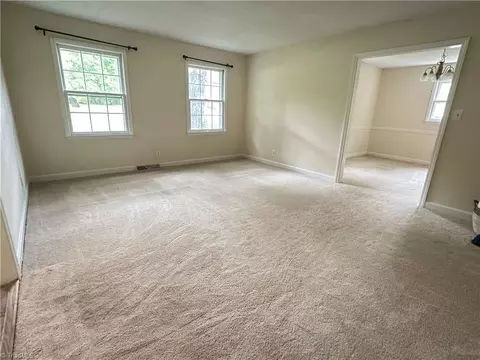 4261 Witherow Rd, Winston Salem, NC 27106 photo 10