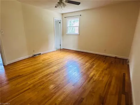 4261 Witherow Rd, Winston Salem, NC 27106 photo 16