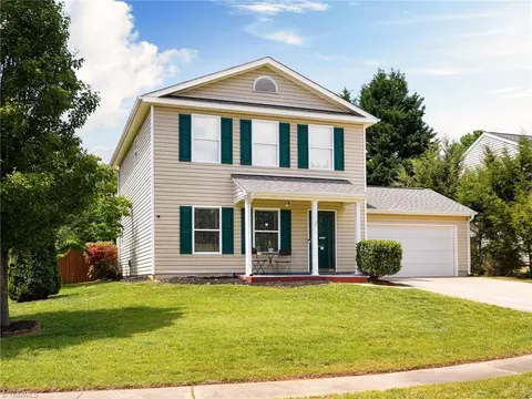 101 Howell Ct, Kernersville, NC 27284