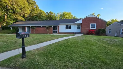 924 Ross Ave, Greensboro, NC 27406