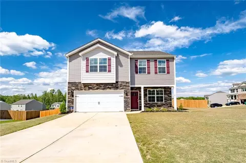 3661 Tyburn Trce, Browns Summit, NC 27214