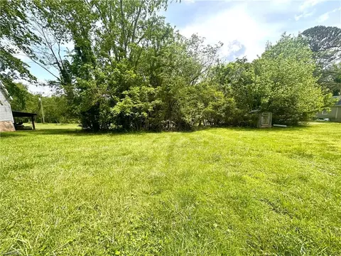 Exterior - 1274 Maple St, Elkin, NC 28621 photo 3 of 6