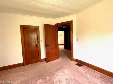 Bedroom - 1274 Maple St, Elkin, NC 28621 photo 3 of 4