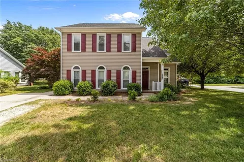3345 Timberwolf Ave, High Point, NC 27265