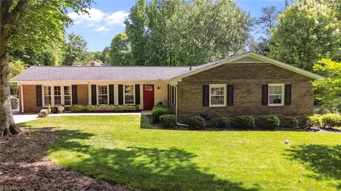 405 Eva Ln, Greensboro, NC 27455