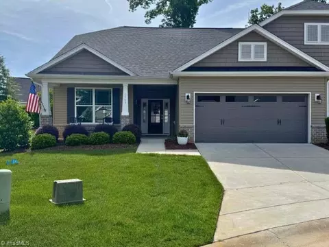 3969 Amber Meadows Ct #21, High Point, NC 27265