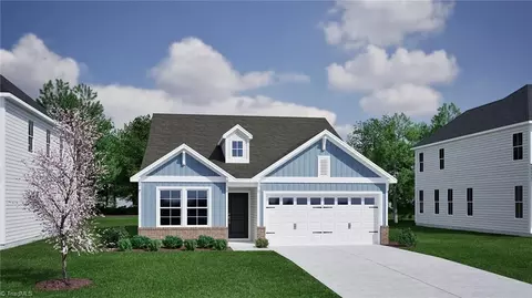 145 Candytuft Ct, Lexington, NC 27295