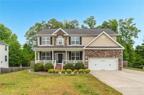 365 Mahogany Dr, Thomasville, NC 27360