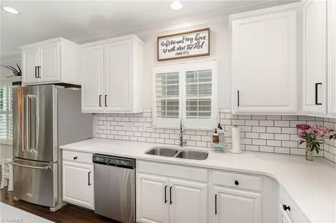 5608 Marblehead Dr, Colfax, NC 27235 photo 18