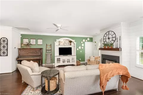 5608 Marblehead Dr, Colfax, NC 27235 photo 10