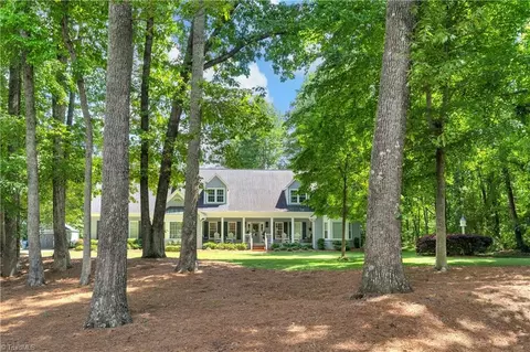 401 Quick Silver Ct, Greensboro, NC 27455