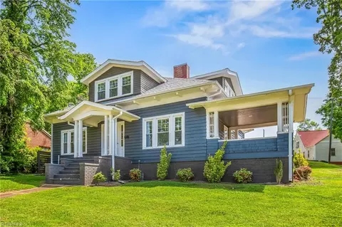 310 Bridge St N, Elkin, NC 28621