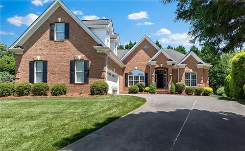 274 Hollin Way, Winston Salem, NC 27104