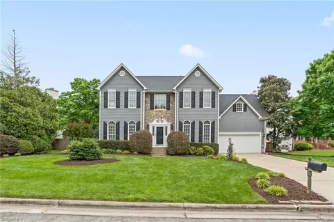 3002 Landing Ct, Jamestown, NC 27282