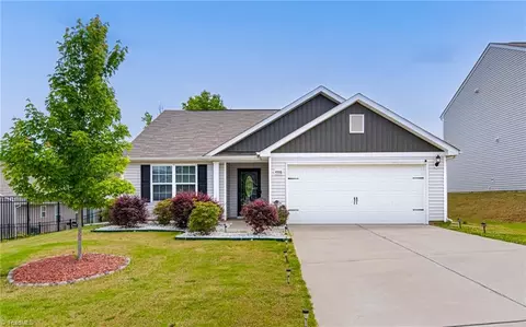4506 Strath Mill Ter, Greensboro, NC 27405