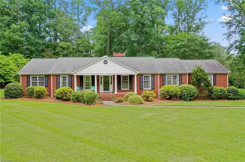254 Forest Park Dr, Denton, NC 27239