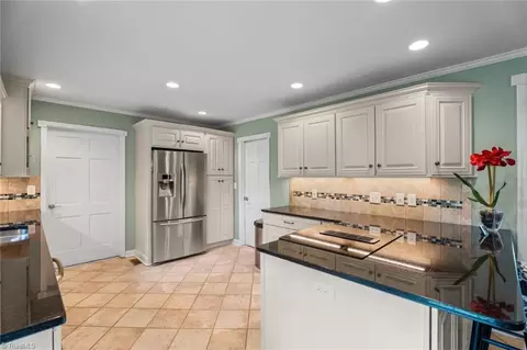 Kitchen - 510 Hampton Dr, King, NC 27021 photo 1 of 4