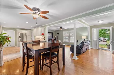 Entry Way - 510 Hampton Dr, King, NC 27021 photo 2 of 2