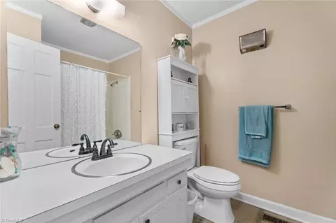Bath - 510 Hampton Dr, King, NC 27021 photo 1 of 2