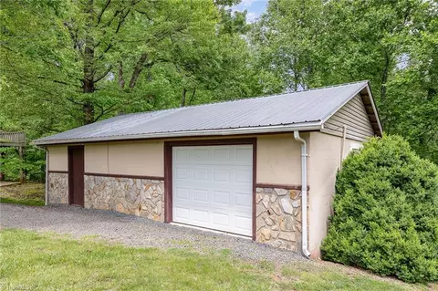 Exterior - 9818 Pine St W, Lowgap, NC 27024 photo 4 of 4