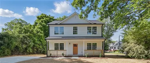 323 Lindsey St, Reidsville, NC 27320