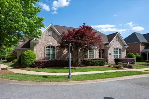 103 Knicker Ln, Bermuda Run, NC 27006 photo 2