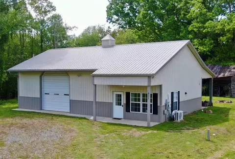 431 Needham Rd, Pilot Mountain, NC 27041