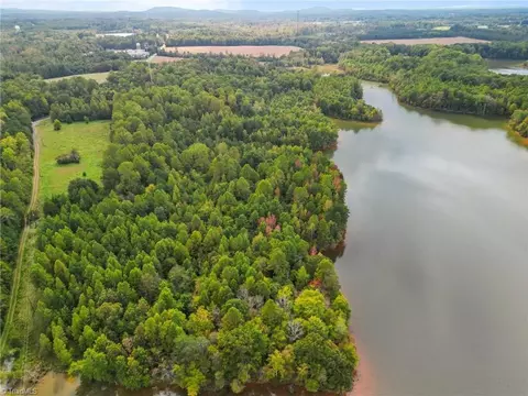 5191 Island Ford Rd, Randleman, NC 27317