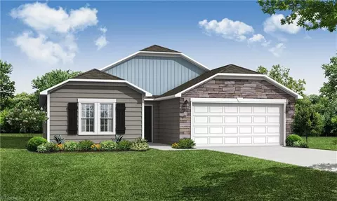 312 Waylon Ct, Lexington, NC 27295