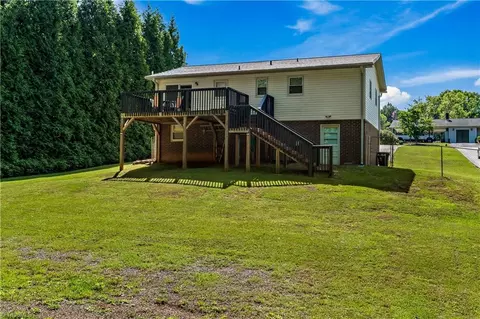 202 Queenland Ct, King, NC 27021 photo 30