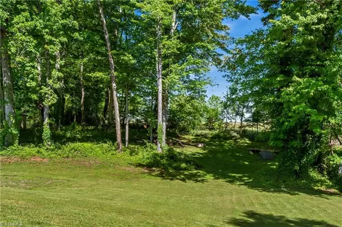 202 Queenland Ct, King, NC 27021 photo 33