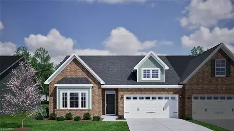 326 Yarrow Dr, Lexington, NC 27295