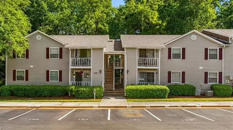 5619 Hornaday Rd #A, Greensboro, NC 27409