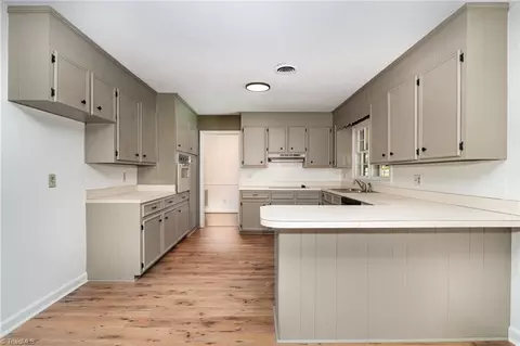 Kitchen - 135 Devonway St, Eden, NC 27288 photo 1 of 2