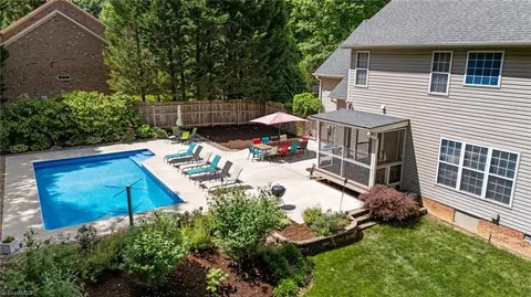 7812 Wilson Farm Rd, Summerfield, NC 27358