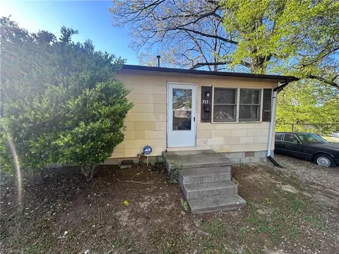 717 Dale St, Greensboro, NC 27406