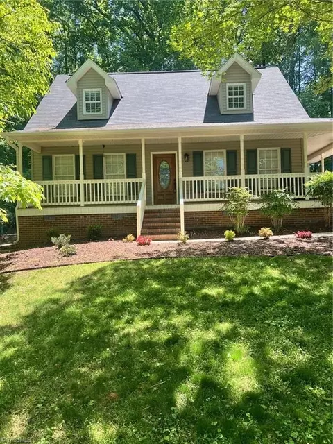 3303 Green Needle Dr, Greensboro, NC 27405